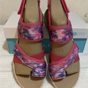 Brand new Bzees Carnival Pink Sandals